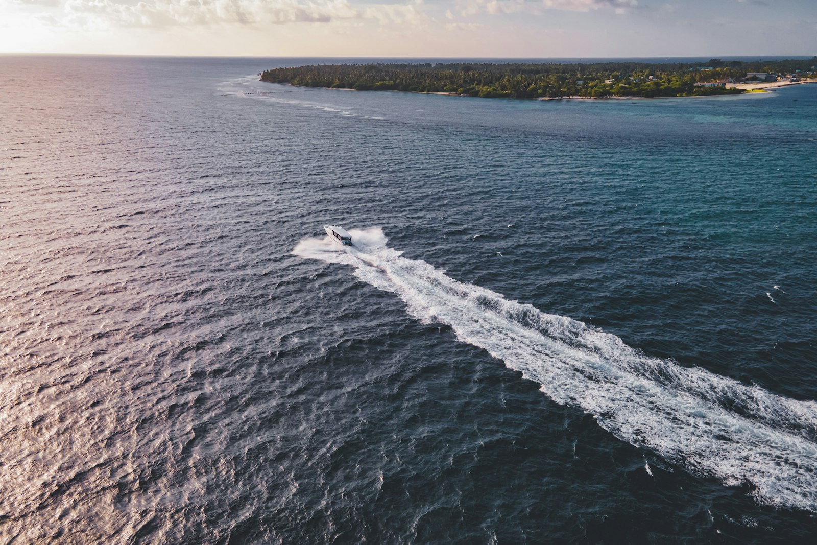 Bali ⇄ Nusa Penida or Lembongan Fast Boat with Hotel Transfers